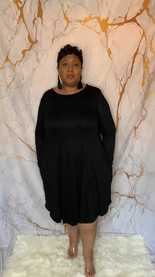 Plus Size Black Pocket Dress