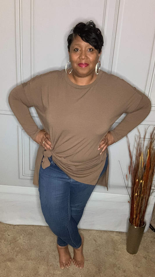 Plus Size Hi-Low Hem Top (Mocha)